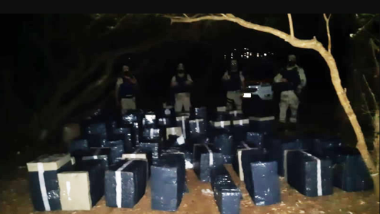 Frustran millonario contrabando: hallan bultos que iban a transportar por el río