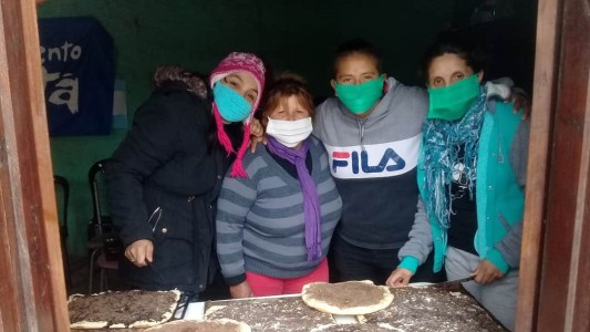 En La Guardia “dibujan sonrisas” para los que más lo necesitan en el barrio