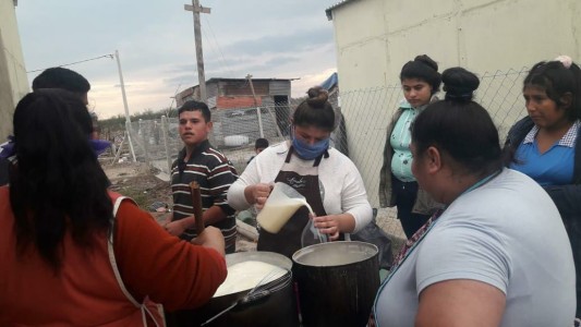 En Barranquitas Oeste asisten a 270 personas: “cocinamos con leña y cuando llueve, no podemos”