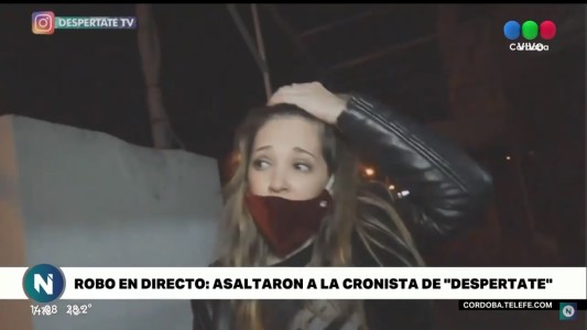 VIDEO: así le robaron a una periodista de Telefe Córdoba mientras transmitía en vivo