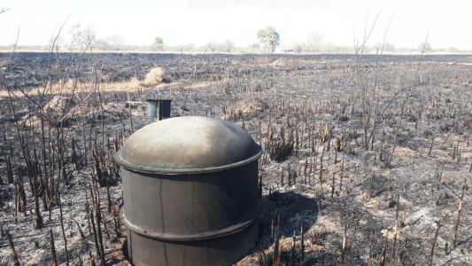 ASSA denunció daños en sus instalaciones por la quema de pastizales