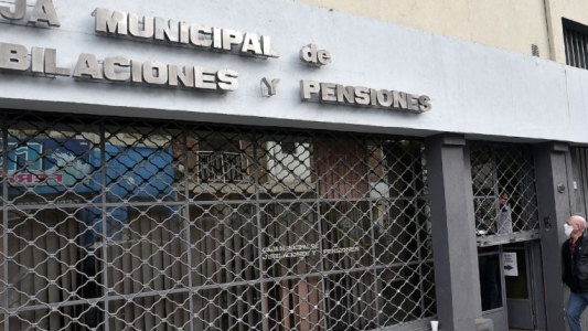 Pago a jubilados municipales y nuevos horarios de atención de la Caja