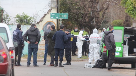 Hallaron falanges humanas en una calle de Junín