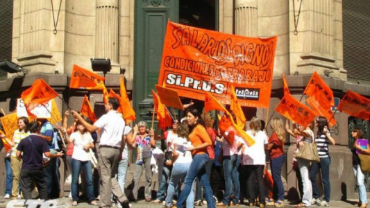 Por reclamo salariales, Siprus para 48 horas