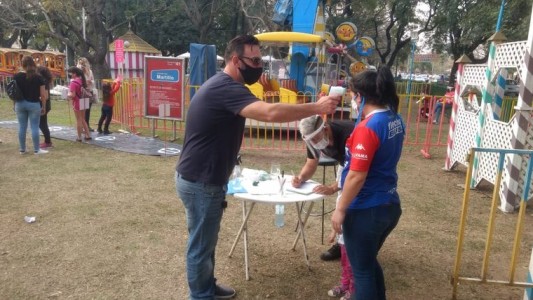 Reabrió el Parque de Diversiones y convocó a payasos del Circo varado en Santa Fe