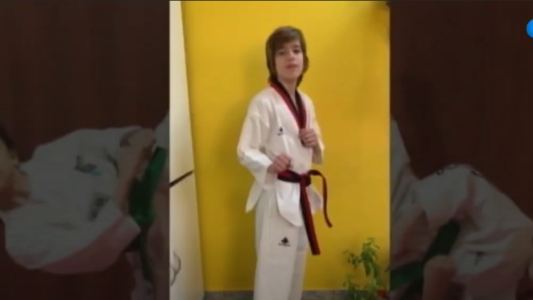 Taekwondistas participan en torneos internacionales vía Zoom