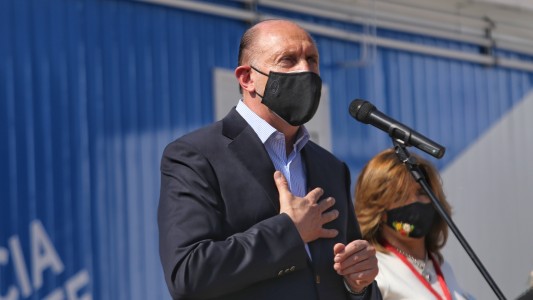 Perotti en Villa Constitución: “Crecimos el ciento por ciento en camas críticas”