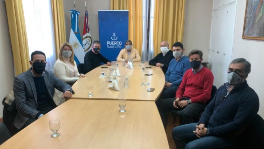 El intendente Emilio Jatón se reunió con directivos del Puerto de Santa Fe