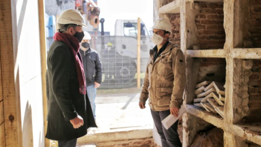 Comenzaron las demoliciones del plan integral en el Cementerio Municipal