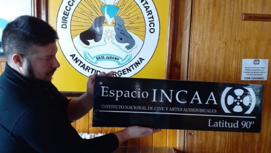 La única sala de cine de la Antártida vuelve a abrir este sábado