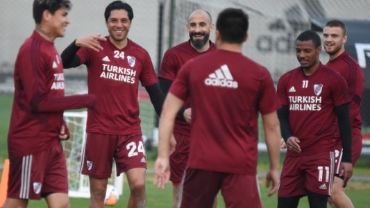 El entrenador de arqueros tiene coronavirus y River aisló a su plantel