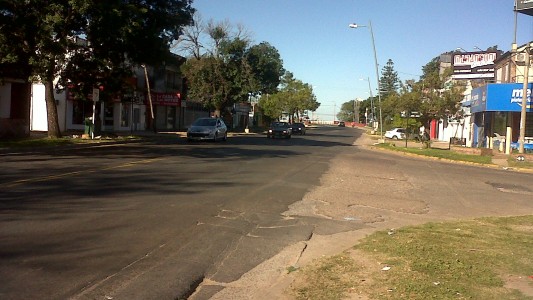 Serios incidentes en Santo Tomé: cuatro jóvenes fueron baleados