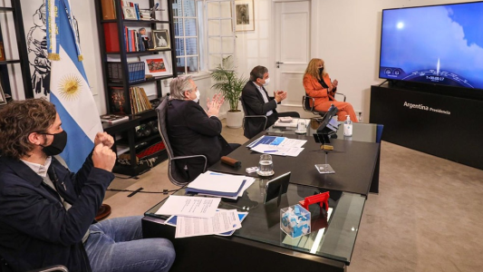 "La riqueza de la sociedad está dada en el desarrollo de educación, ciencia y tecnología"