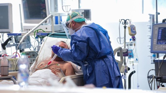 Santa Fe tendrá un protocolo obligatorio de acompañamiento de pacientes con Covid