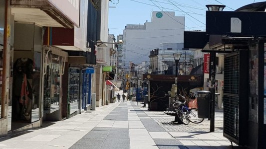 Paraná: el comercio analiza pedir reducción de horario de atención al público