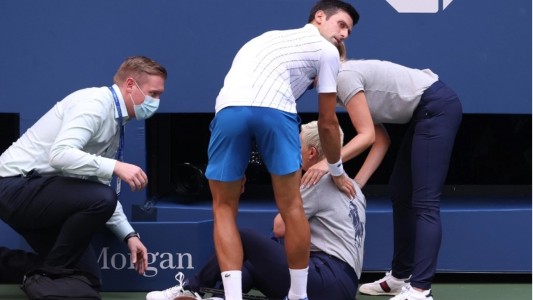 Djokovic pide a sus fanáticos que no molesten en las redes sociales a la jueza de línea que golpeó