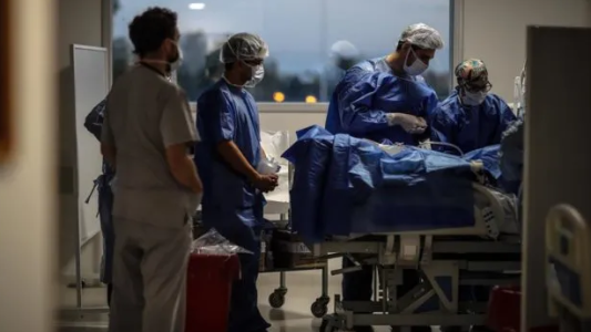 La provincia reabre paritarias y empieza con el personal de Salud