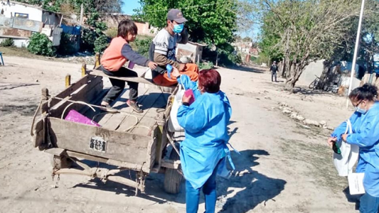En recorrida por barrios, detectaron familias con covid y hospitalizaron a bebé en Paraná