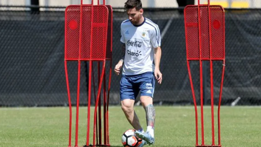 Messi: la burbuja argentina de Ezeiza espera recibir a Leo