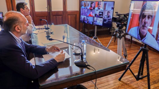 Perotti analizó la puesta en marcha de la Hidrovía con entidades de la producción de Santa Fe y la región