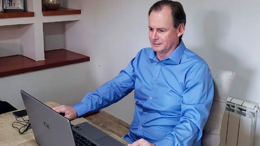 Bordet recibió el alta médica e instó a los entrerrianos a "cuidarse" del virus