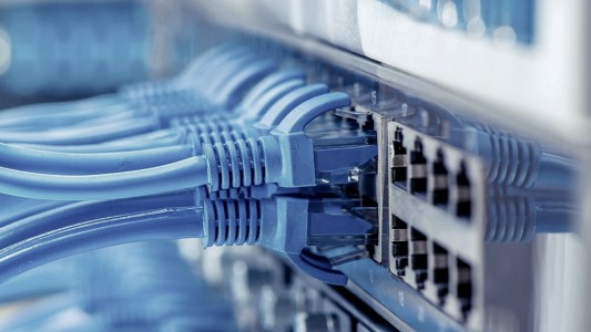 La pandemia impulsó el crecimiento de las conexiones fijas de internet sobre las móviles