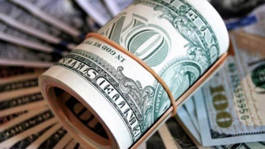 El Banco Central aseguró que no hay impedimento para que los bancos vendan dólares