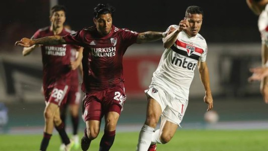 River lo tenía para ganar, pero con dos goles en contra, empató con San Pablo 2 a 2 en el reinicio de la Copa Libertadores