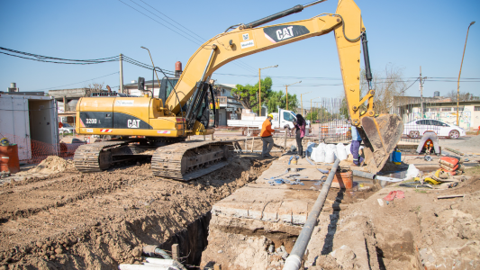La provincia encara obras de saneamiento que beneficiarán a más de 150.000 vecinos
