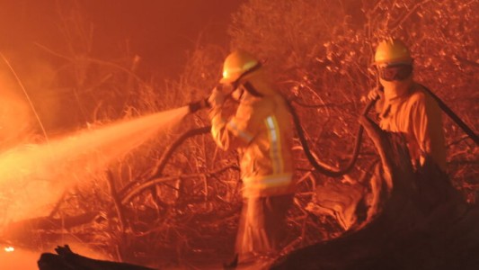 Fuego sin control: “Quieren hacer una quema chica y después se les va de las manos”
