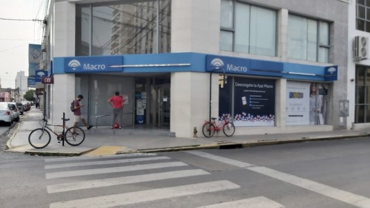 La sucursal del Banco Macro de San Jerónimo y La Rioja cierra por prevención