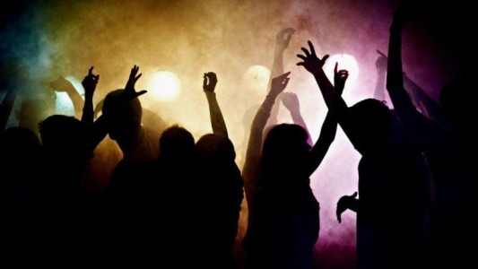 Chaco implementará un "sistema de vigilancia preventiva" para frenar fiestas clandestinas