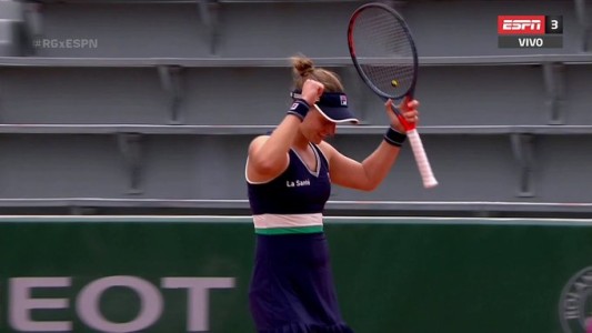 Histórico: la santafesina Nadia Podoroska está en octavos de Roland Garros