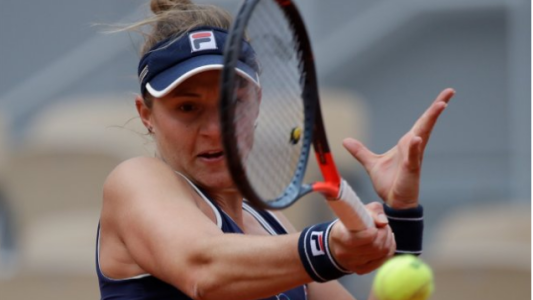 El sueño de Podoroska terminó con una clara derrota ante la polaca Swiatek