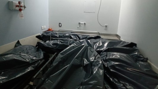 Otra morgue de Rosario está saturada y piden un camión refrigerado para guardar los cuerpos