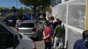 Retiraron a personas que ingresaron al estadio de Central sin autorización