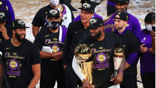 De la mano de LeBron James, Los Ángeles Lakers se coronó campeón de la NBA