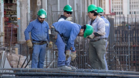 Aseguran que el empleo mostrará índices "más positivos" en el último tramo del año