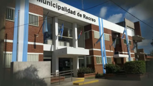 Cerraron la Municipalidad de Recreo por casos sospechosos de Covid-19