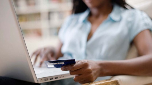 Los servicios y tiendas online deberán contar con botón de arrepentimiento