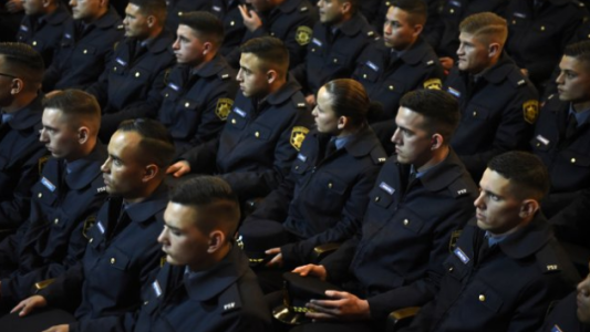 Más de 14 mil inscriptos para cubrir 1.600 vacantes en la policía provincial