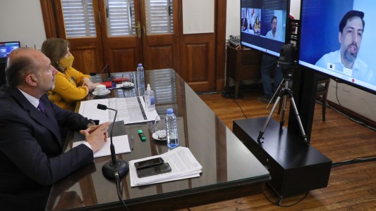 La vuelta a clases presenciales en 56 escuelas de Santa Fe será con "burbuja comunitaria"