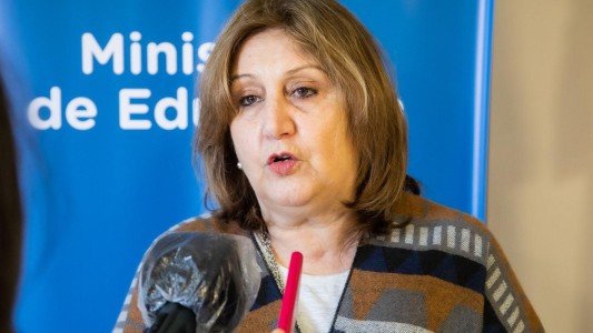 “Asistentes escolares, docentes y alumnos inician una nueva historia: la de la escuela pospandemia"