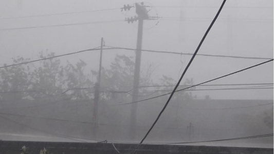 Continúa vigente un alerta por tormentas y vientos fuertes en la región