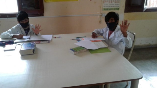 Con emoción y protocolos, vuelven las clases a las escuelas rurales