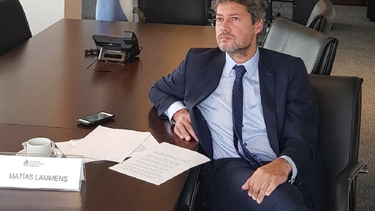 "Tomamos la decisión de abrir la fronteras para recibir turistas de los países limítrofes"