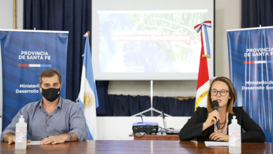 Santa Fe puso en marcha el primer Registro Provincial de Cuidadores de Personas Mayores