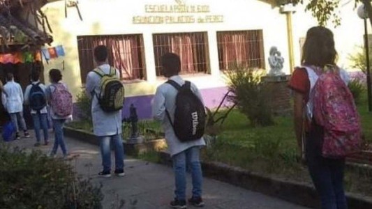 Otras dos escuelas de la provincia suspenden las clases