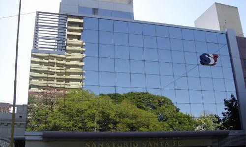 Operación contrarreloj: reconstruyeron cuatro dedos de la mano a un trabajador rural