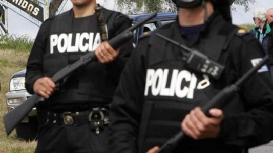 Un policía difundió un video de un homicidio y deberá donarle 30 mil pesos al Alassia